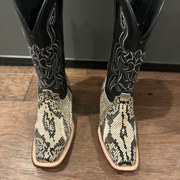 Python Snake Cowboy Boots - Picture 4 of 8